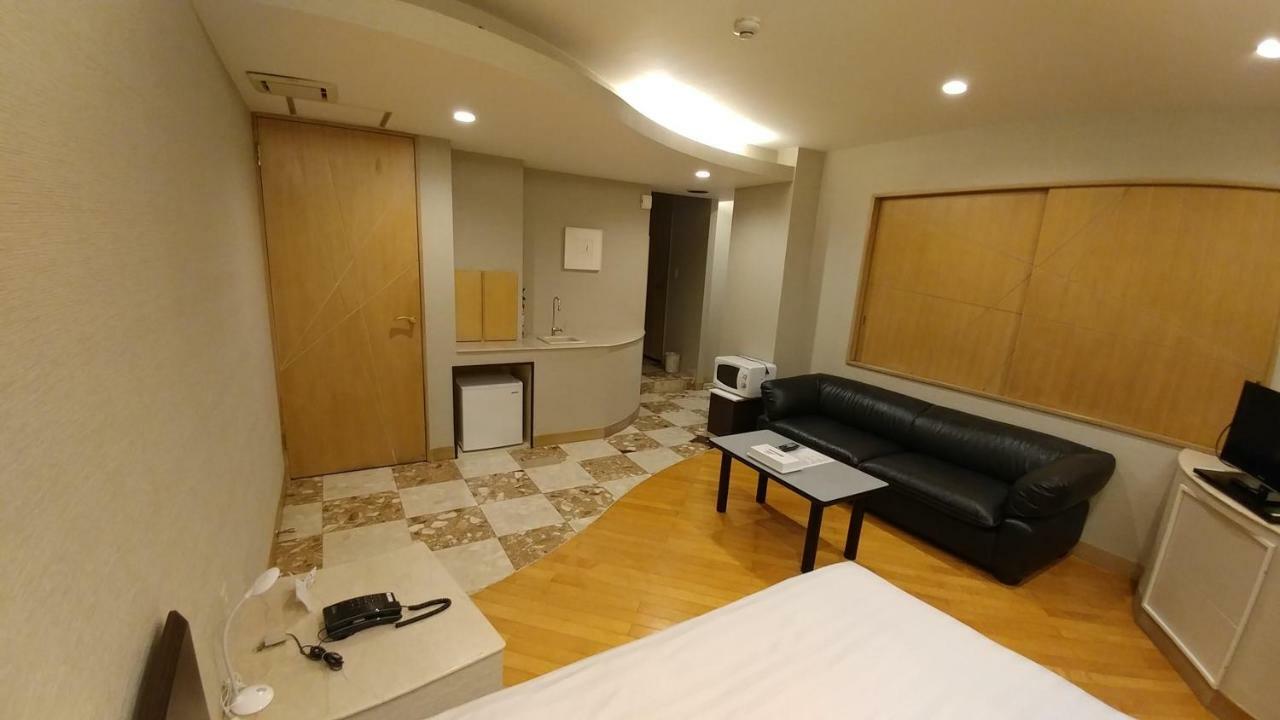 Hotel Shirobara Inn Asakusa Токіо Екстер'єр фото